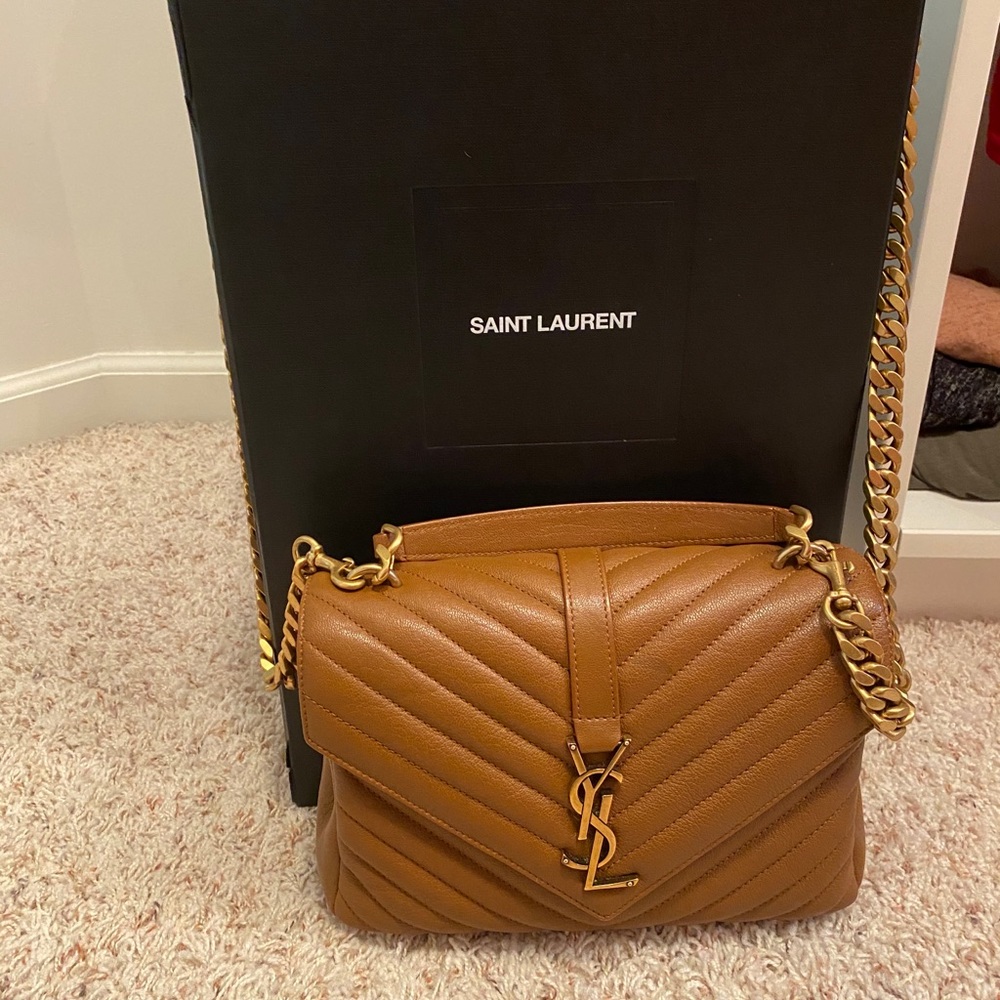 Hal brand new bag with the receipt and dust beg.